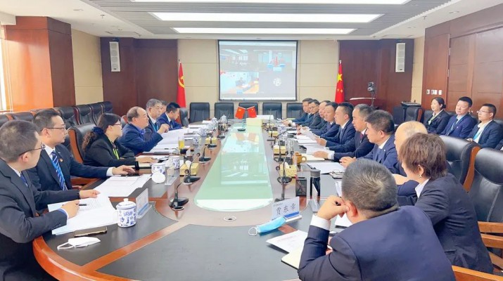 石培文董事長一行赴投資集團、開發(fā)建設公司調(diào)研指導工作